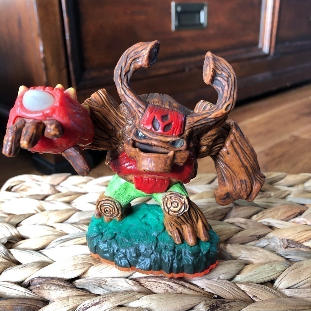 Skylanders' Giants video game character: Tree Rex
